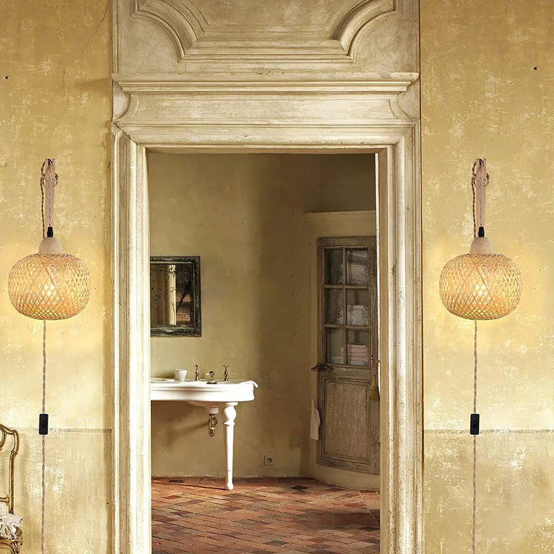 BambooGlow - מנורת הקיר