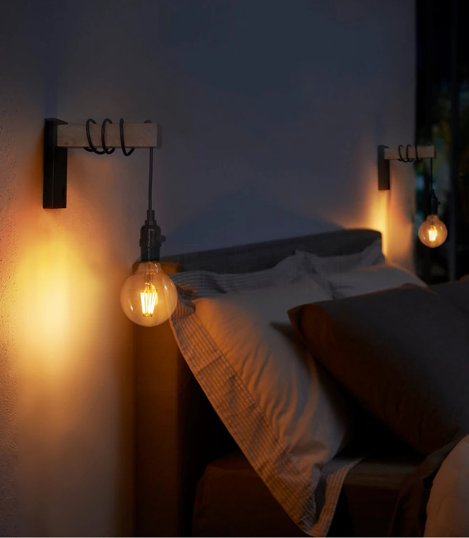 RusticGlow - מנורת הקיר